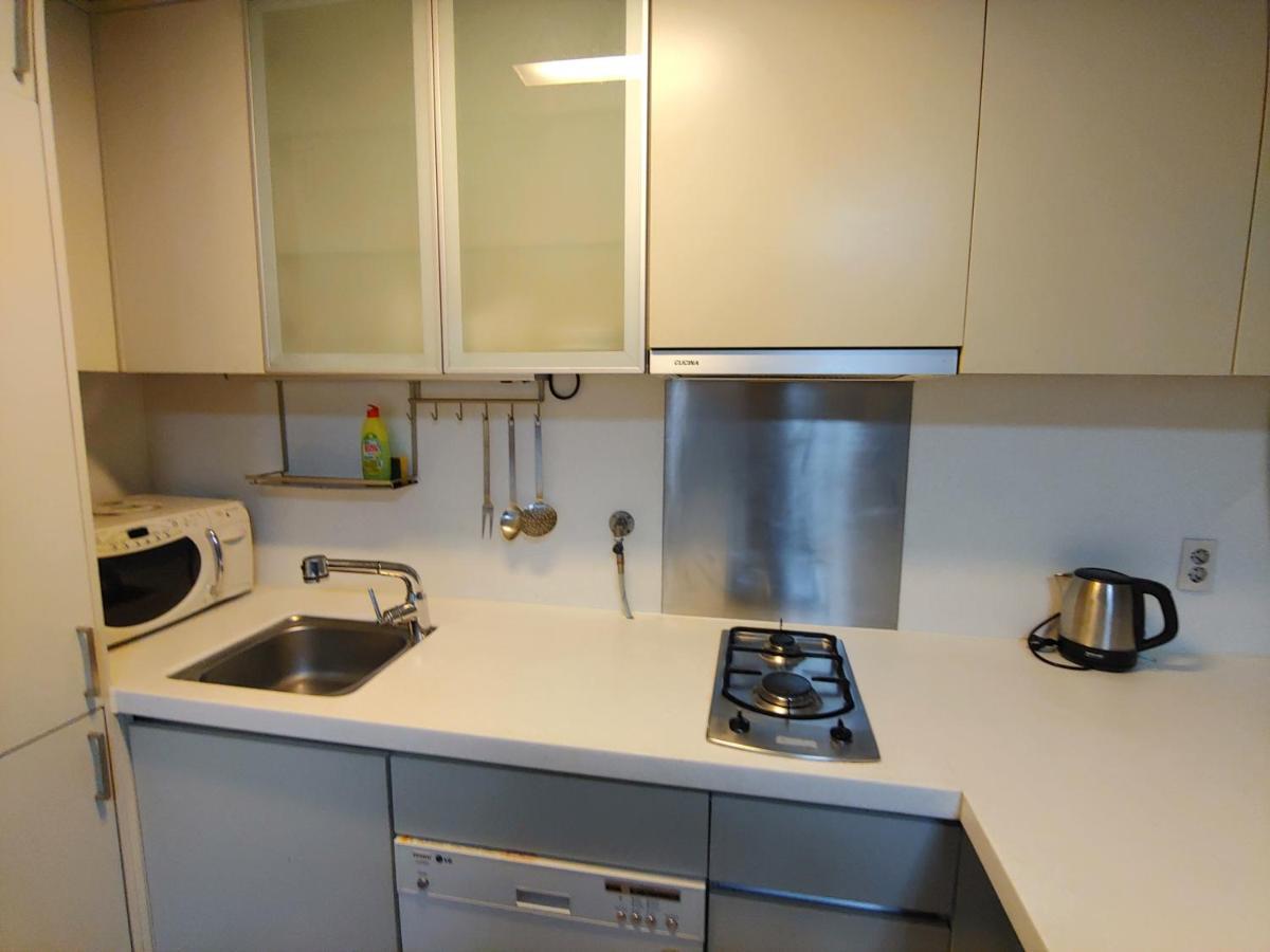 Vabien Suite 2 Serviced Residence Сеул Екстериор снимка