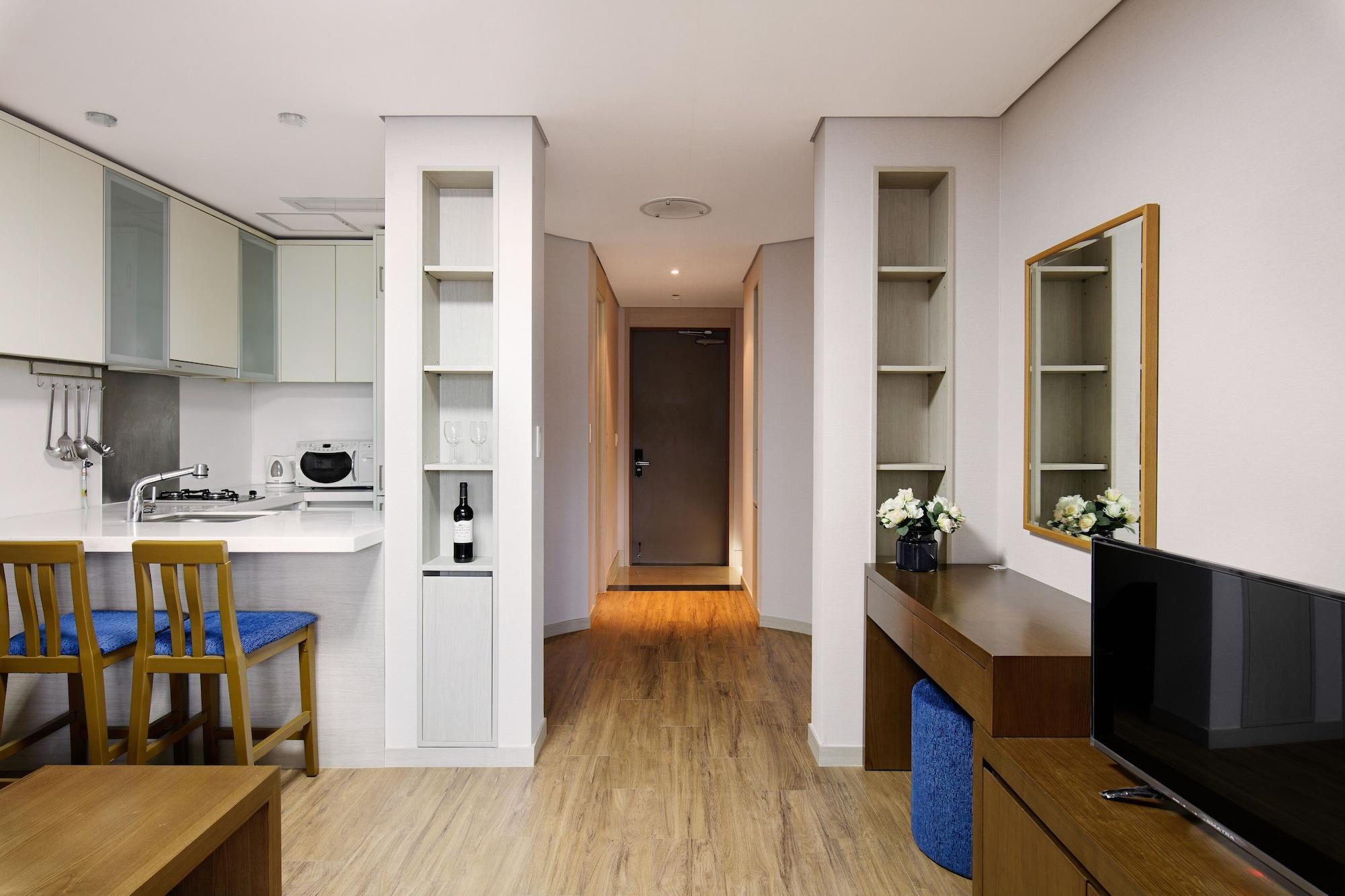 Vabien Suite 2 Serviced Residence Сеул Екстериор снимка
